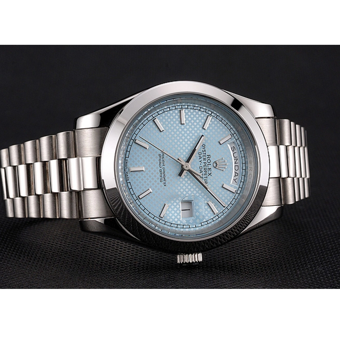Aaa replica watch 40 Blue Case Ice Bracelet Dial Steel And Stainless Rolex Date Day 0618